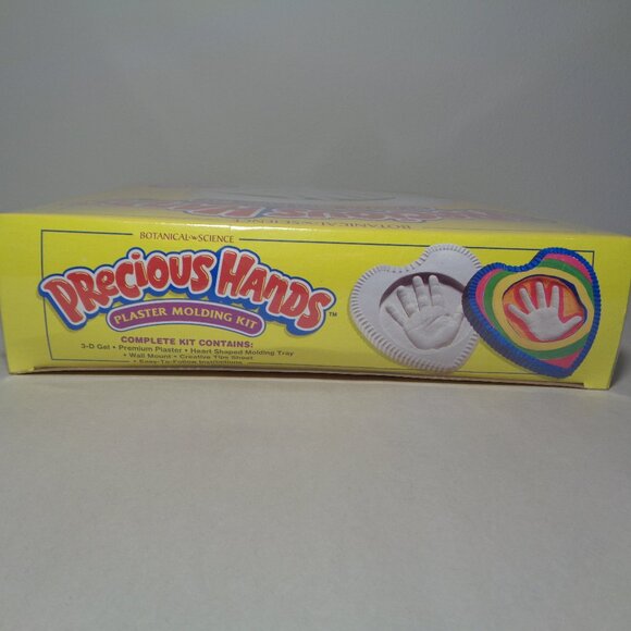 PRECIOUS HANDS / New Plaster Molding Kit / by Botanical Science - Picture 5 of 13